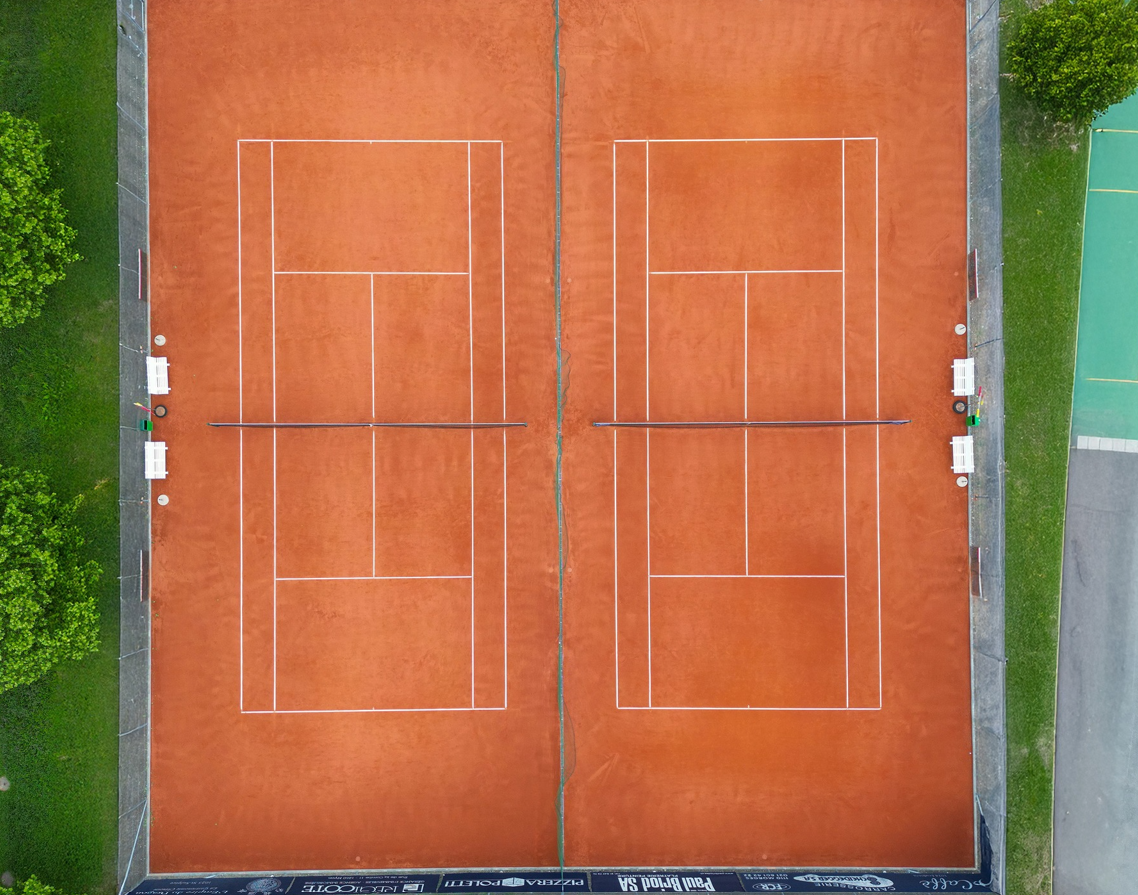 2025 Nouveaux courts Red Plus®
